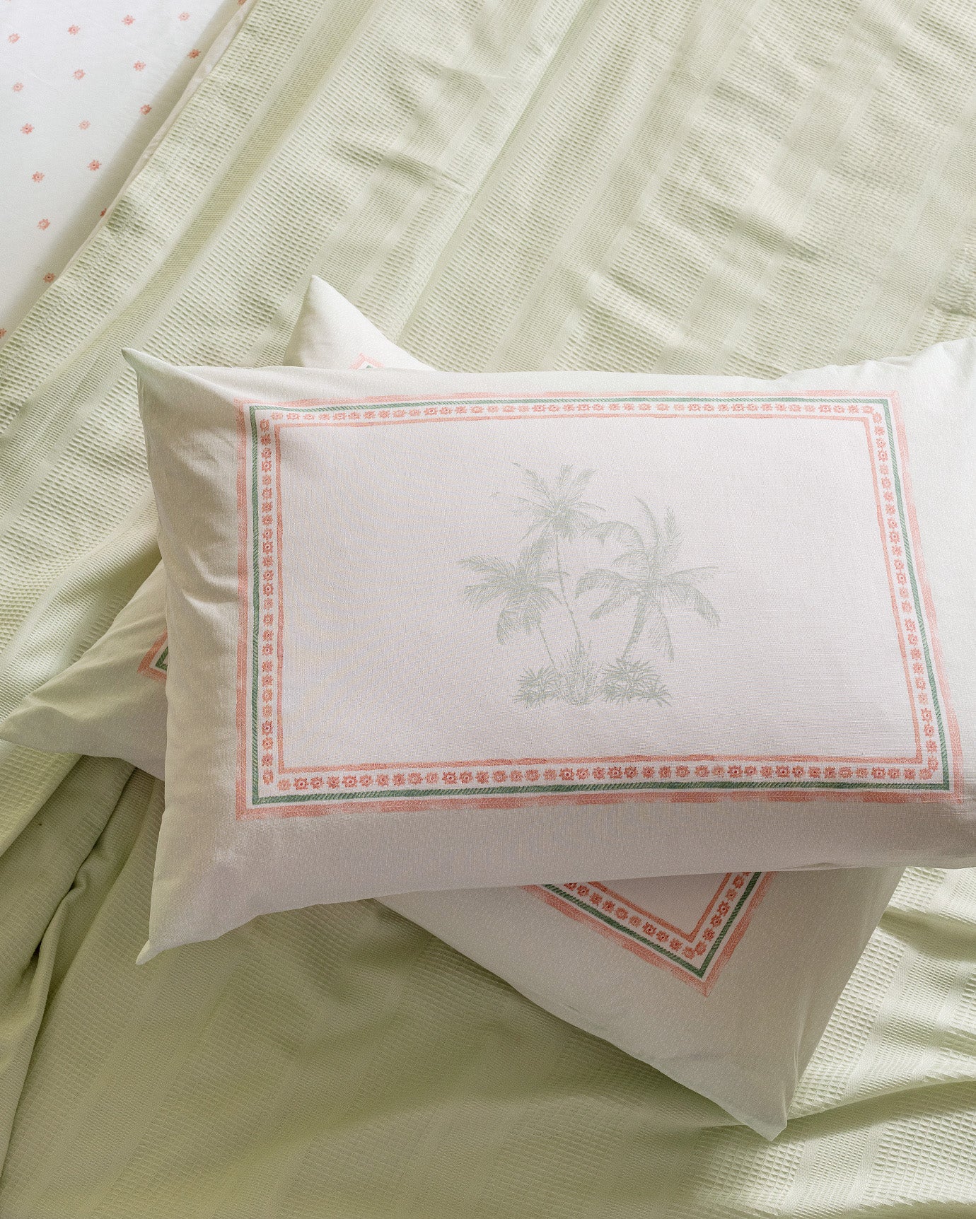 100% Cotton Single Bedding Set - Breathable Pique Weave