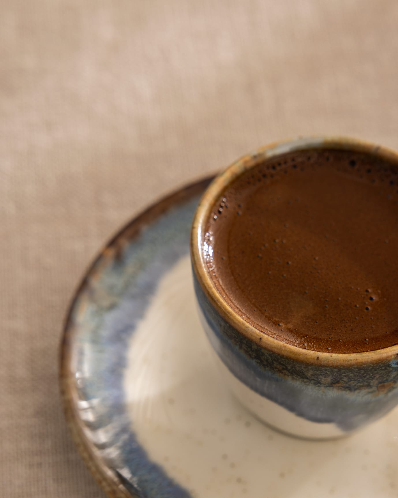 High-Quality Porcelain Coffee Cup Set - Elegant Tableware for Six