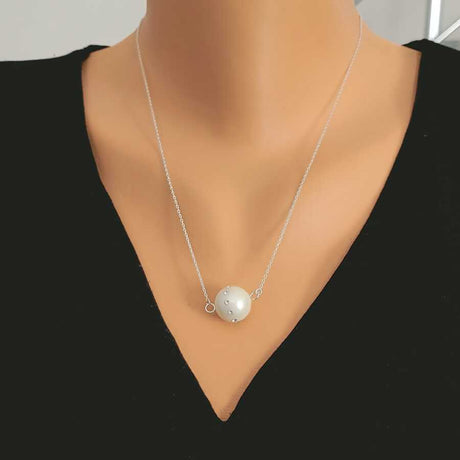 925 Sterling Silver White Pearl Pendant Necklace with Zircon Accents