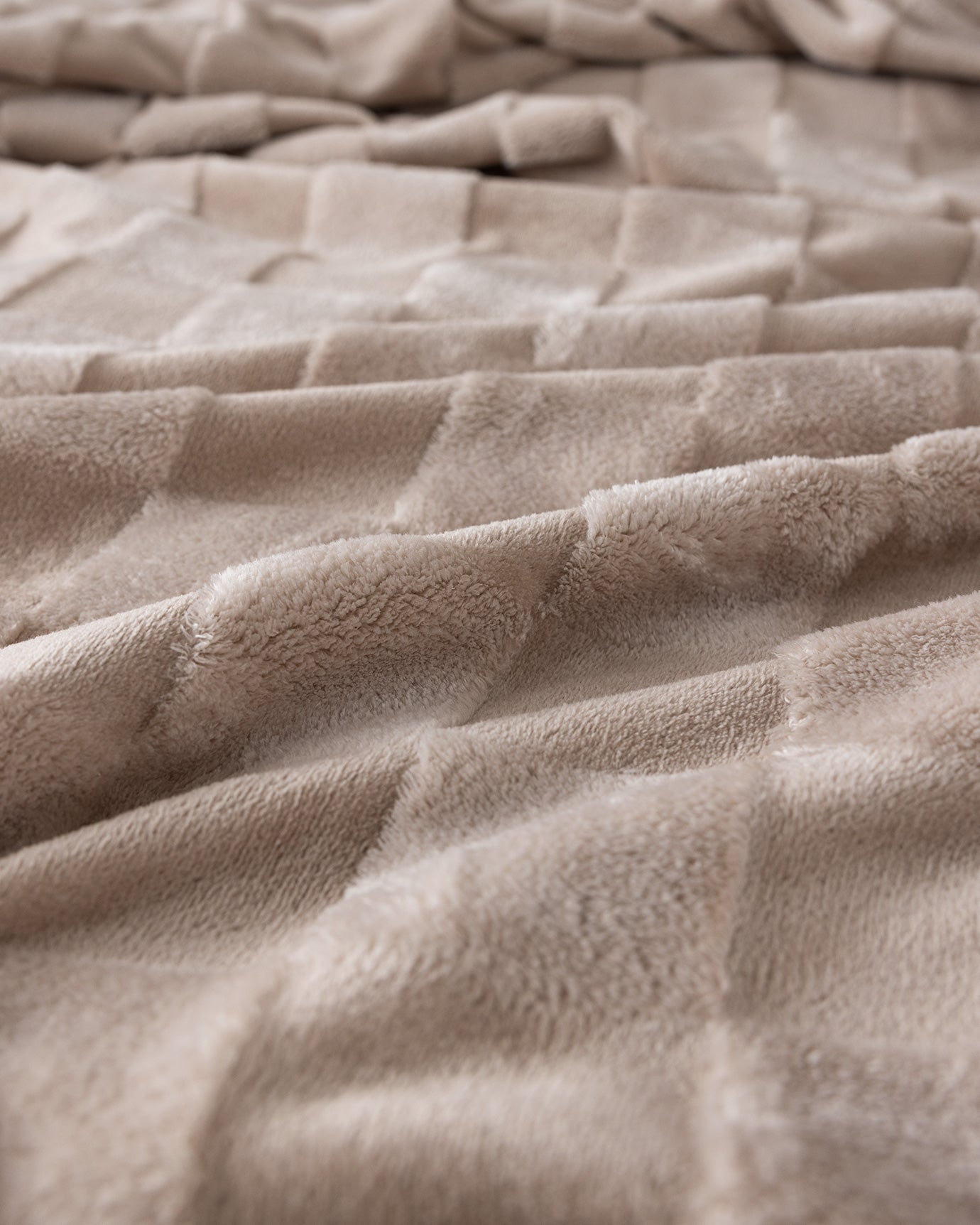 Polyester Welsoft Single Blanket - Cozy Flat Design