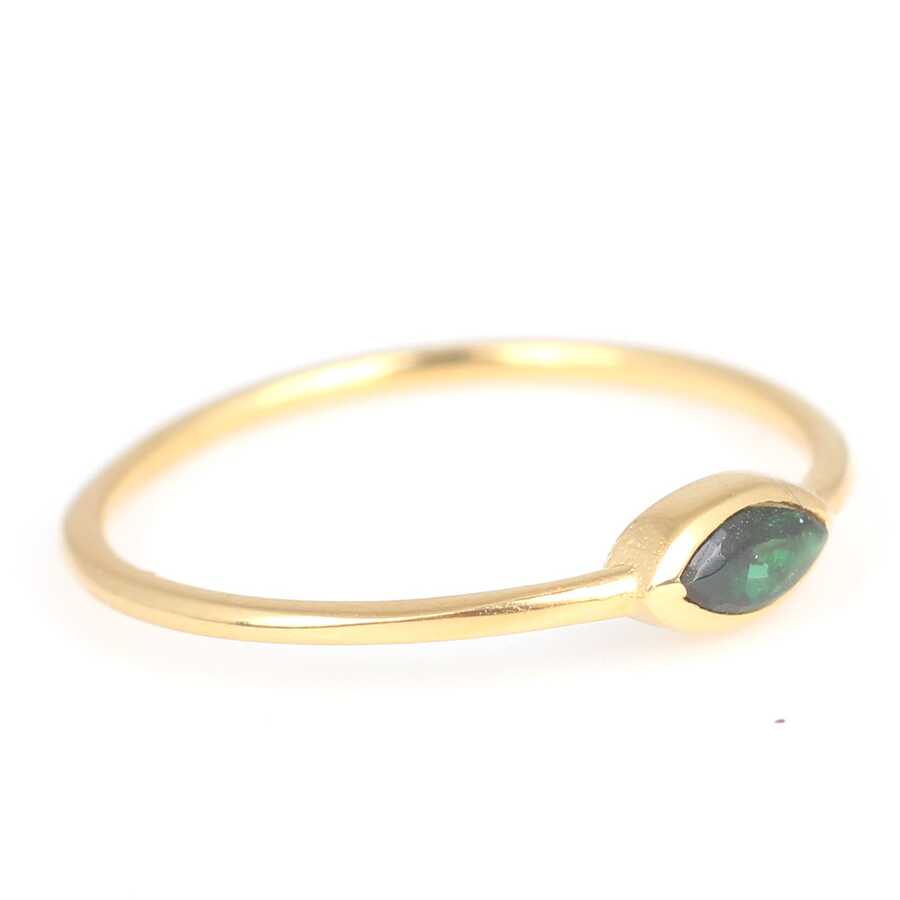 925 Sterling Silver Emerald Color Zircon Ring - Elegant Shuttle Design