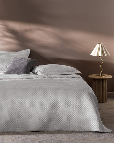 Boulogne Velvet Quilted Bedspread - Soft Double Bed Cover