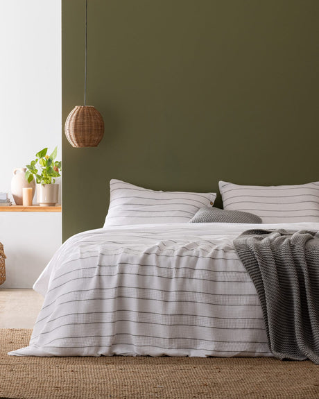 100% Cotton Double Duvet Cover Set - Soft & Breathable Weave