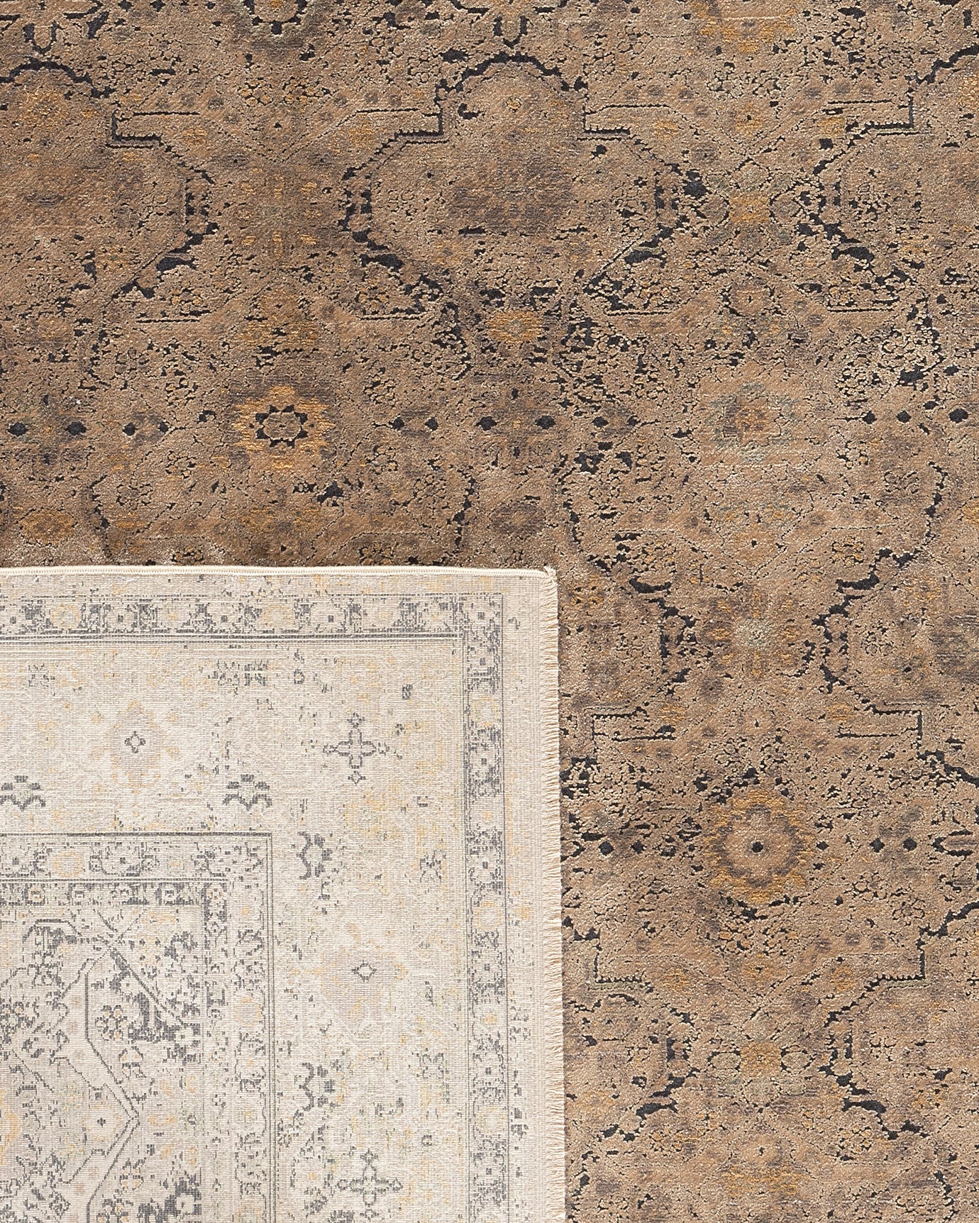 Tapis d'aire en mélange de viscose douce - Élégant motif Calantha à franges