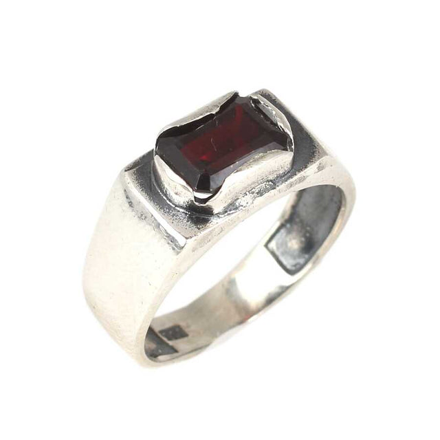 925 Sterling Silver Men's Ring - Rectangular Garnet Gemstone