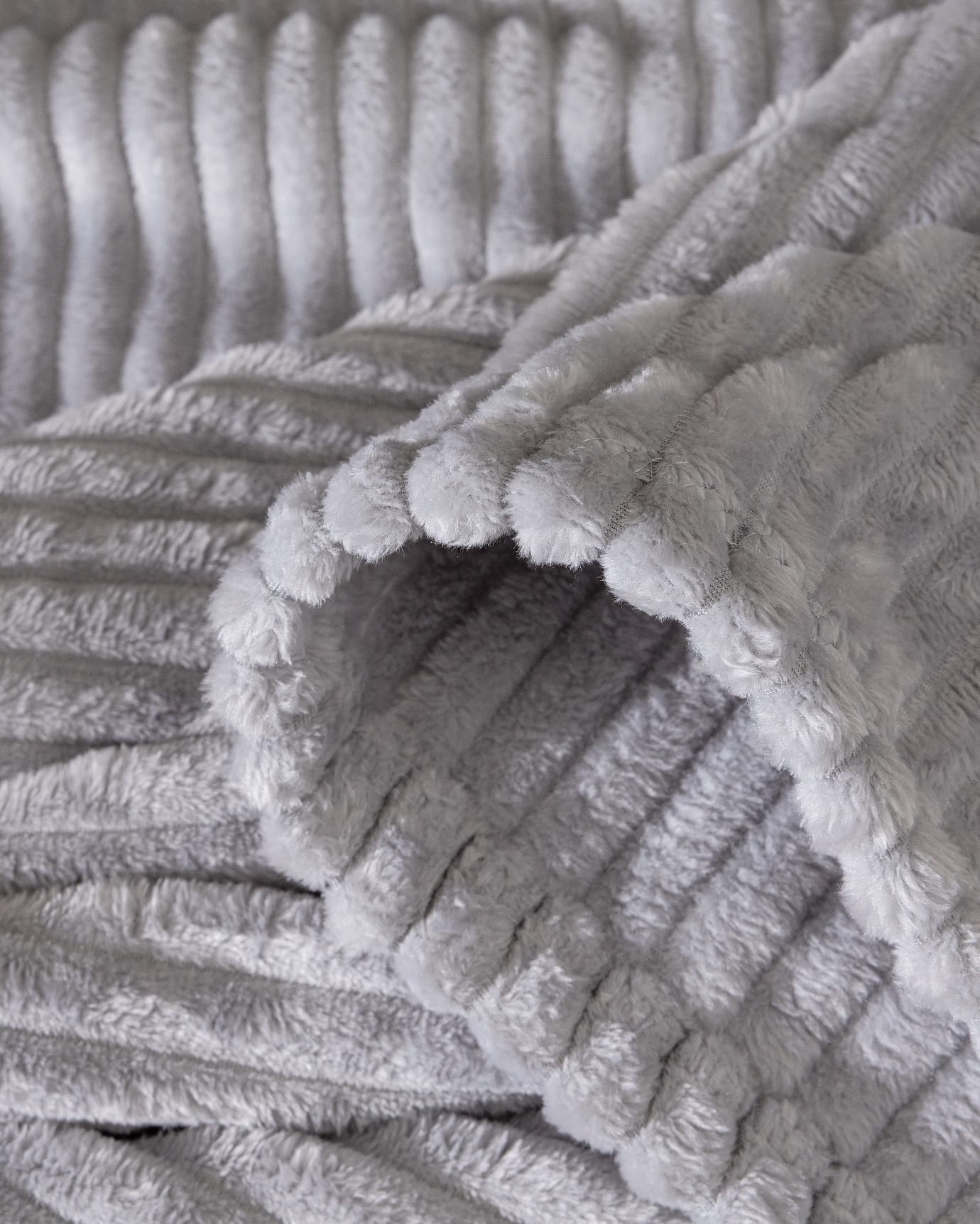 Plush Welsoft Single Polyester Blanket Grey