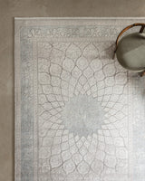 Jemná porcelánová čajová souprava - Renier klasický květinový design