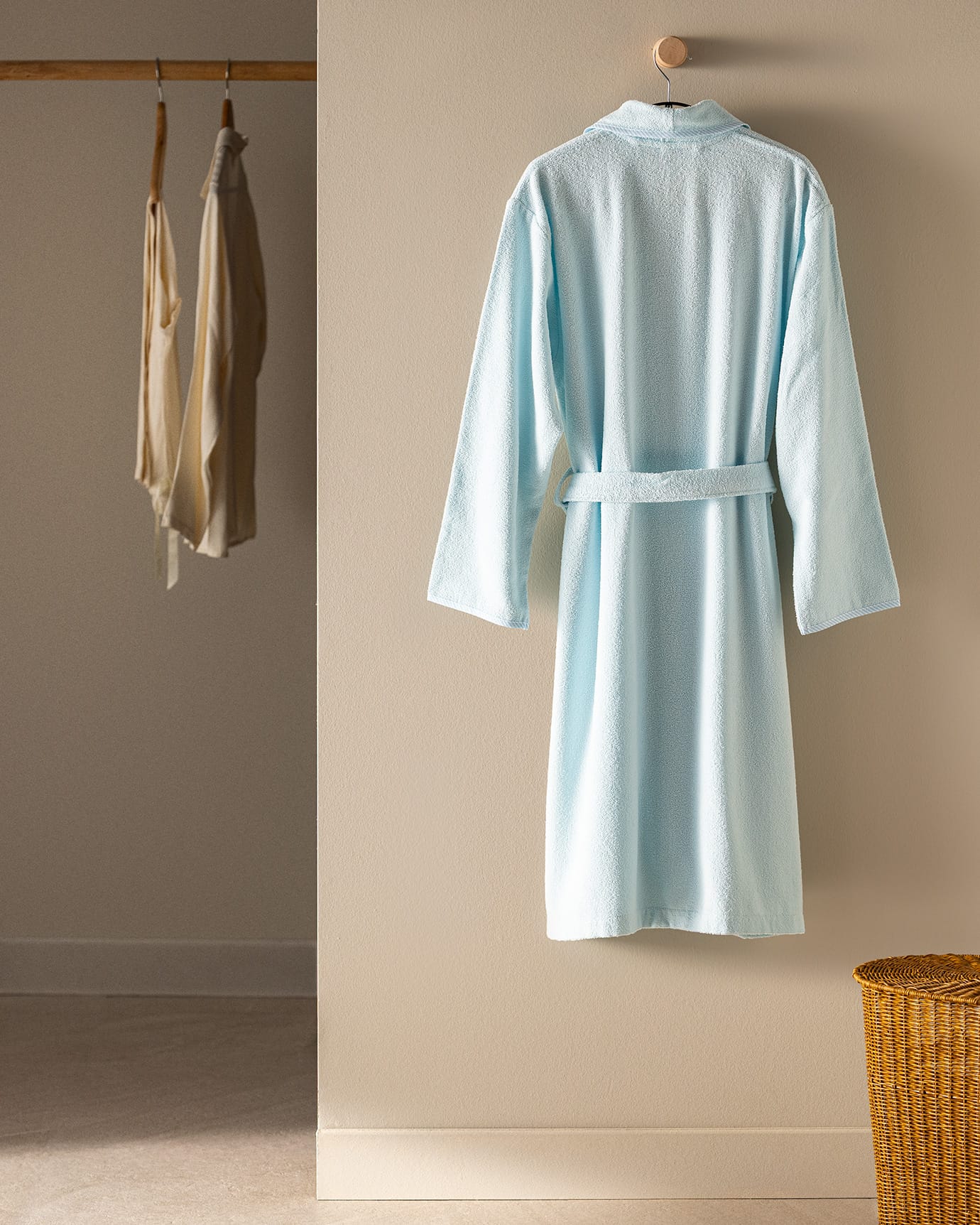 Women's Shawl Collar Bathrobe - Soft & Absorbent Comfort