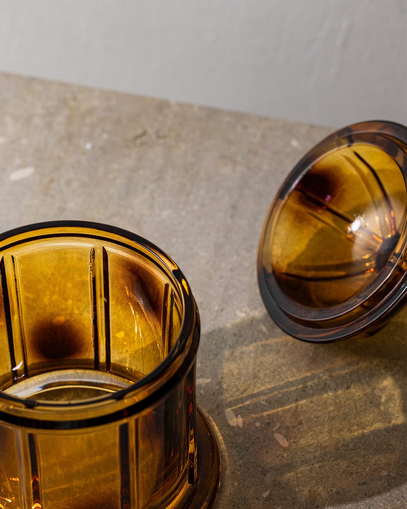 Elegant glas sukkerskål - Perfekt til moderne kaffe- og teservice