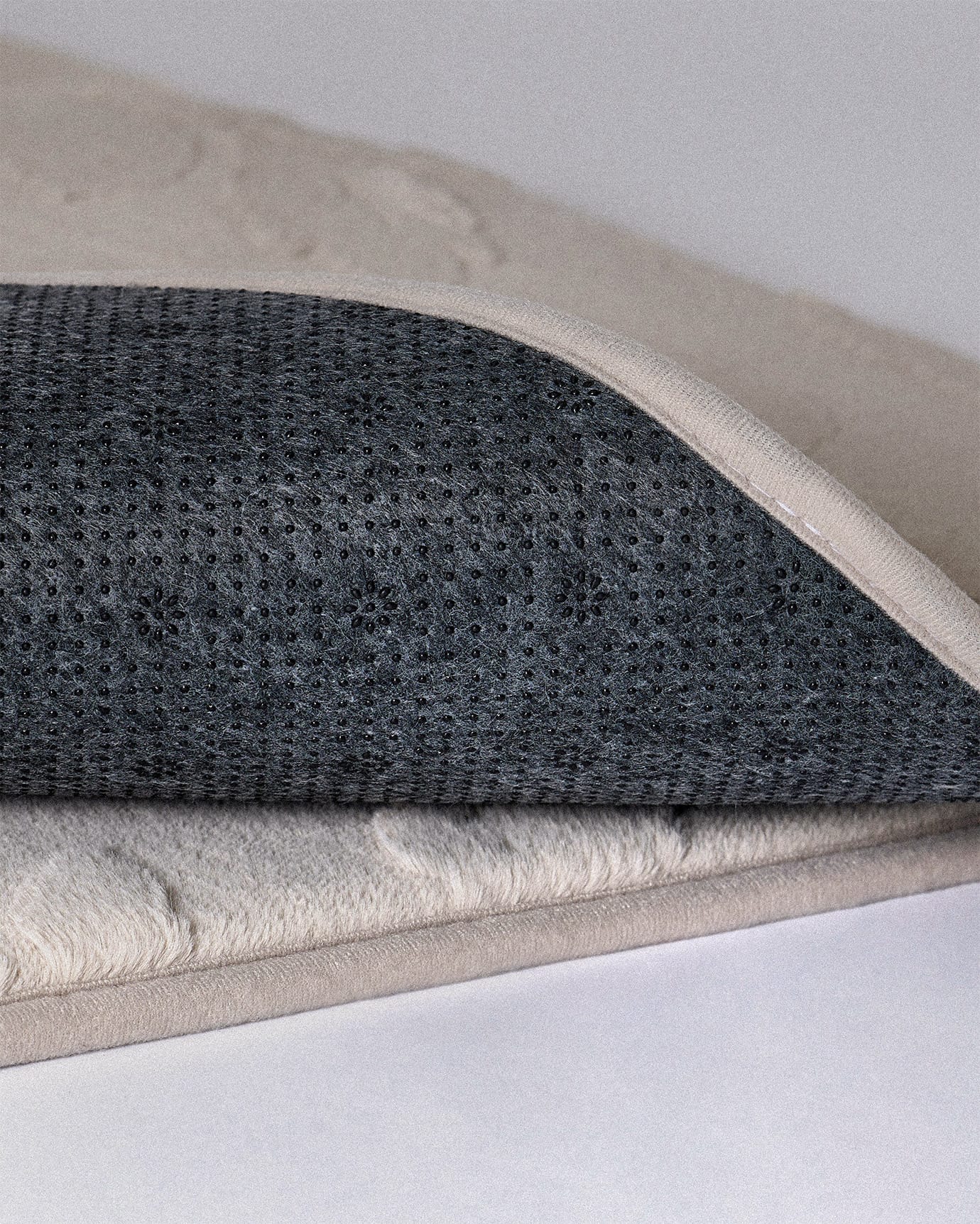 Luxurious Polyester Bath Mat Set - Ultra-Soft & Absorbent