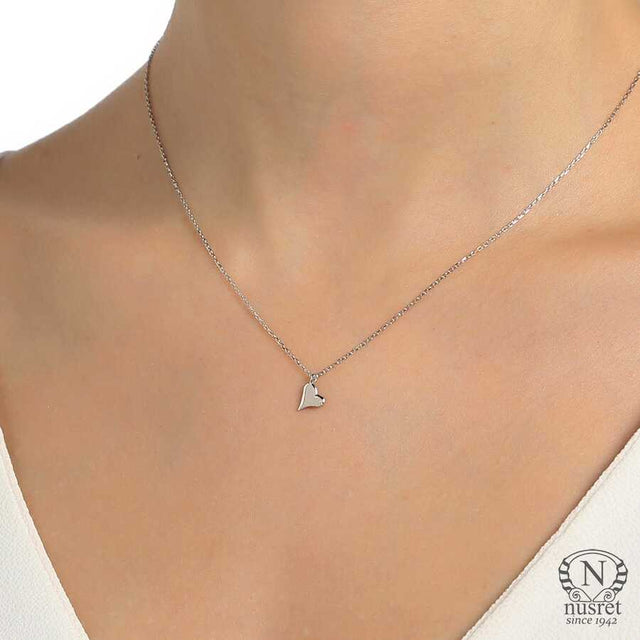 925 Sterling Silver Minimalist Heart Pendant Necklace - Modern Elegance