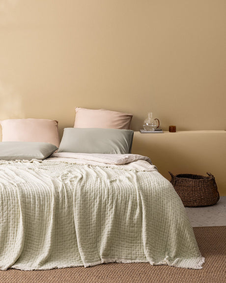 Cotton Blend Double Bedspread - Soft & Breathable Comfort