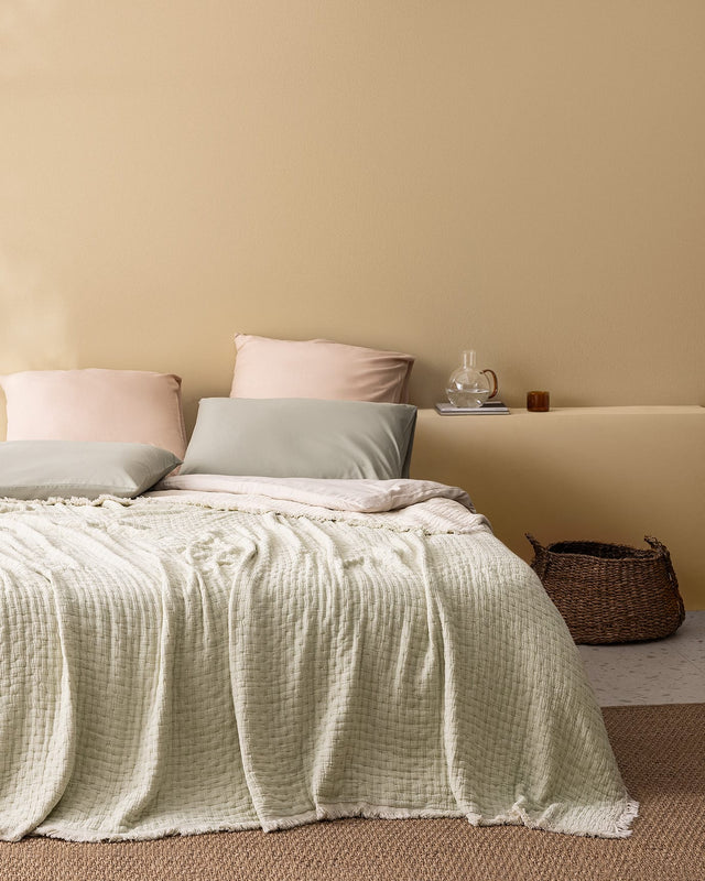 Cotton Blend Double Bedspread - Soft & Breathable Comfort