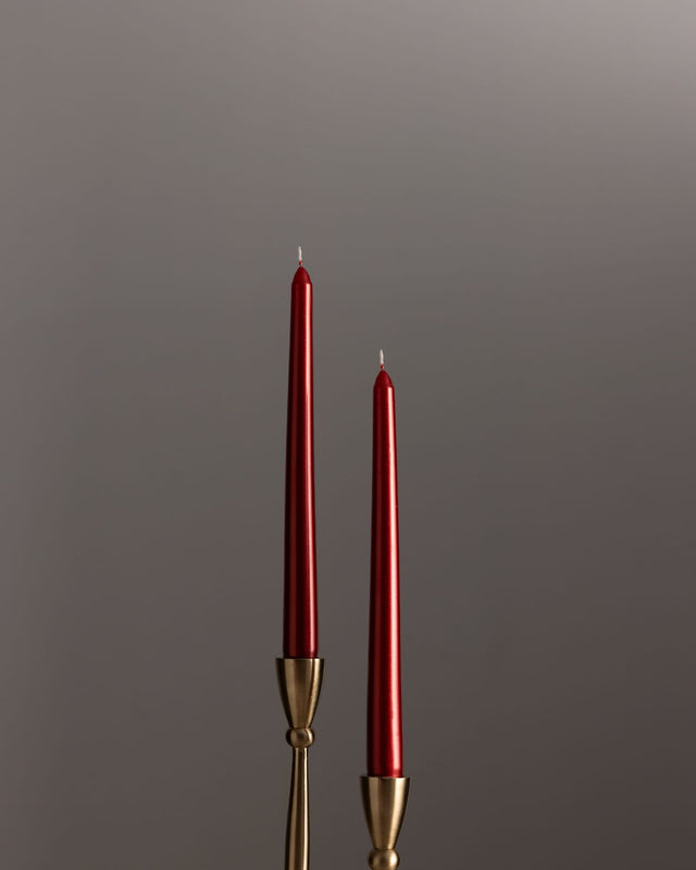 High-Quality Wax Taper Candle - Elegant Dinner Party Ambiance