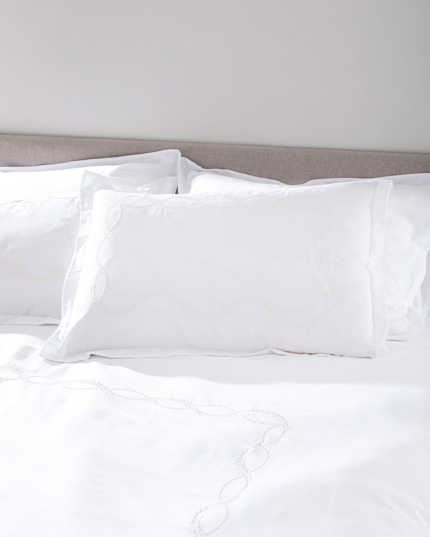 100% Cotton Sateen Double Duvet Set - Marguerite Embroidery