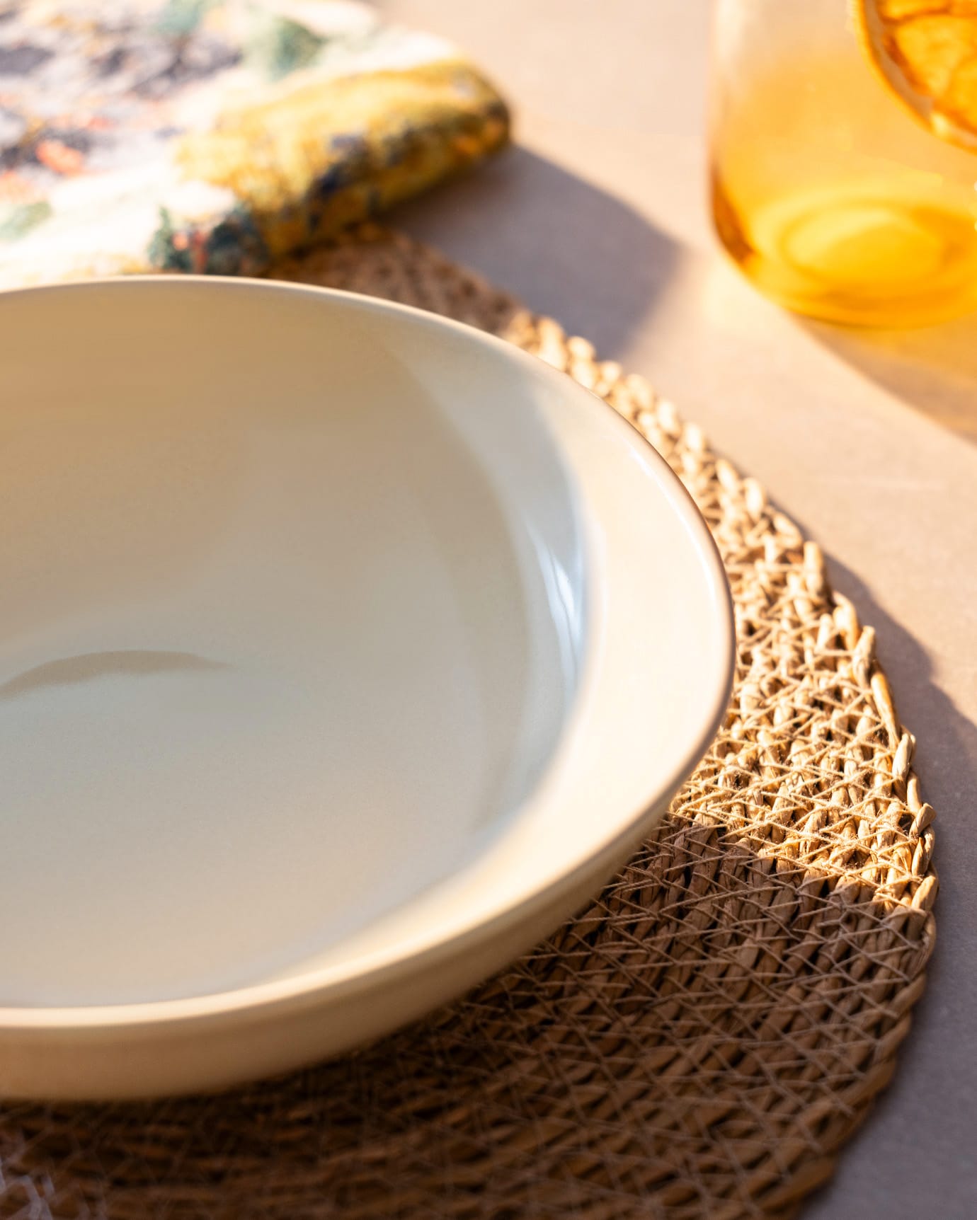 Porcelain Dinner Plate - Elegant Souci Design