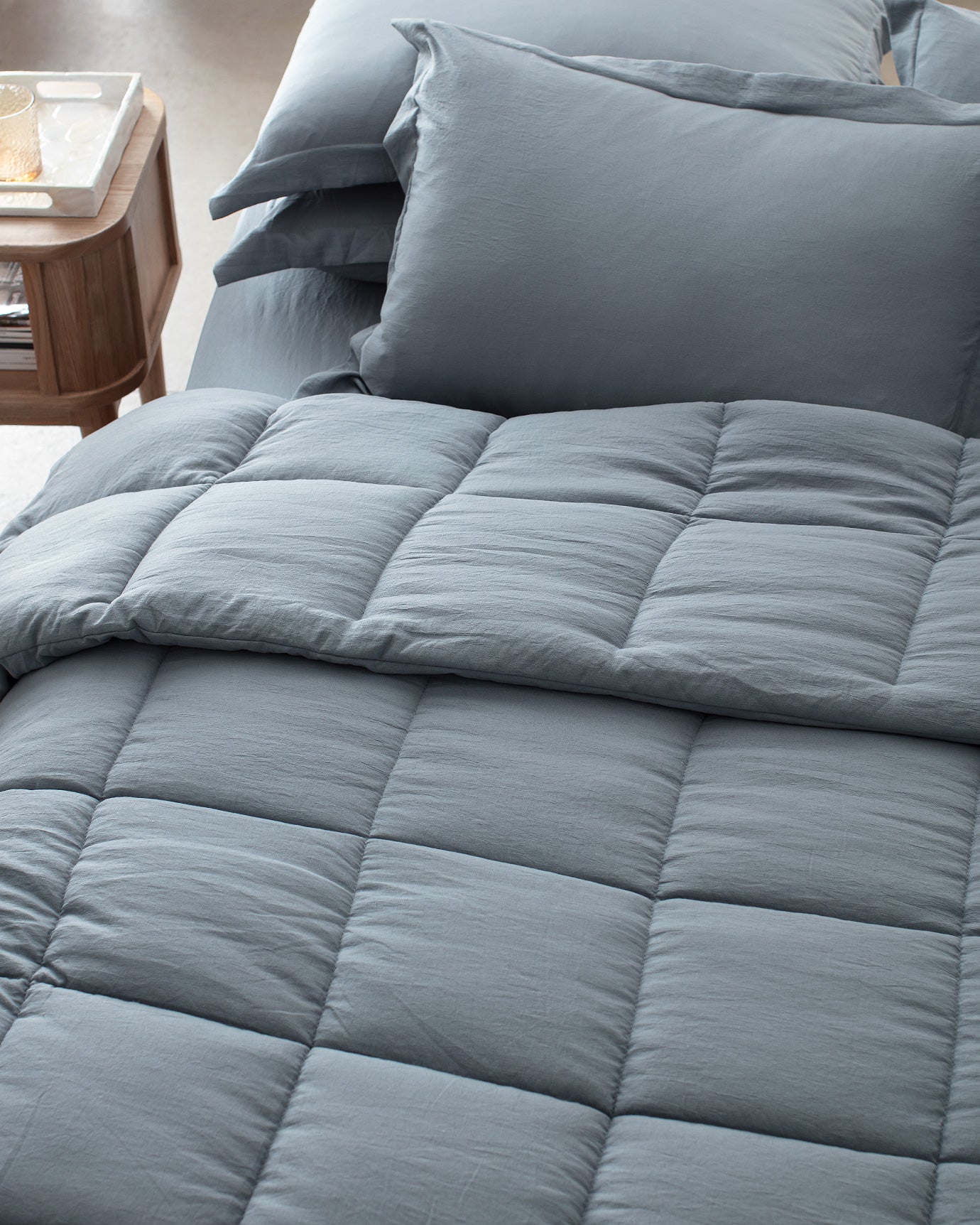 100% Polyester Single Bedding Set - Modern Comfort