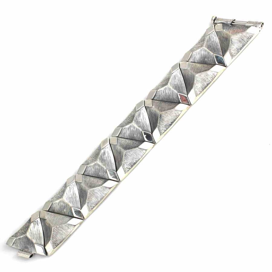 Premium 925 Sterling Silver Striped Triangle Bracelet