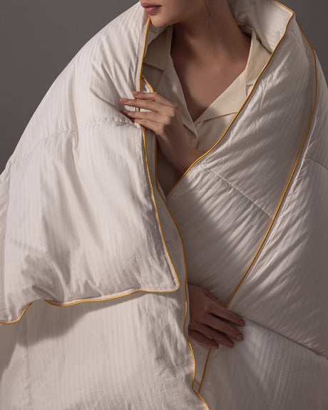 Navarre Double Duvet Insert - Soft & Breathable All-Season Comforter