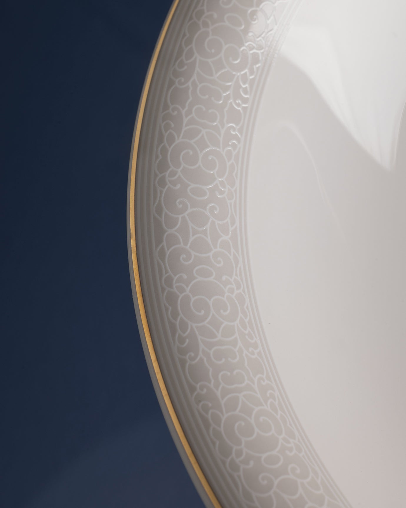 Fine Bone Porcelain Dinner Set - Timeless & Durable