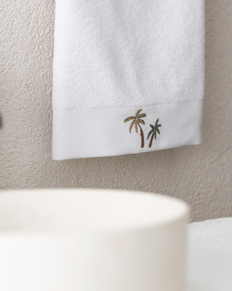 Luxurious 100% Cotton Face Towel - Elegant Embroidered Design