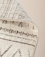 Polyester Jute-Backed Rug - Modern Geometric Fringed