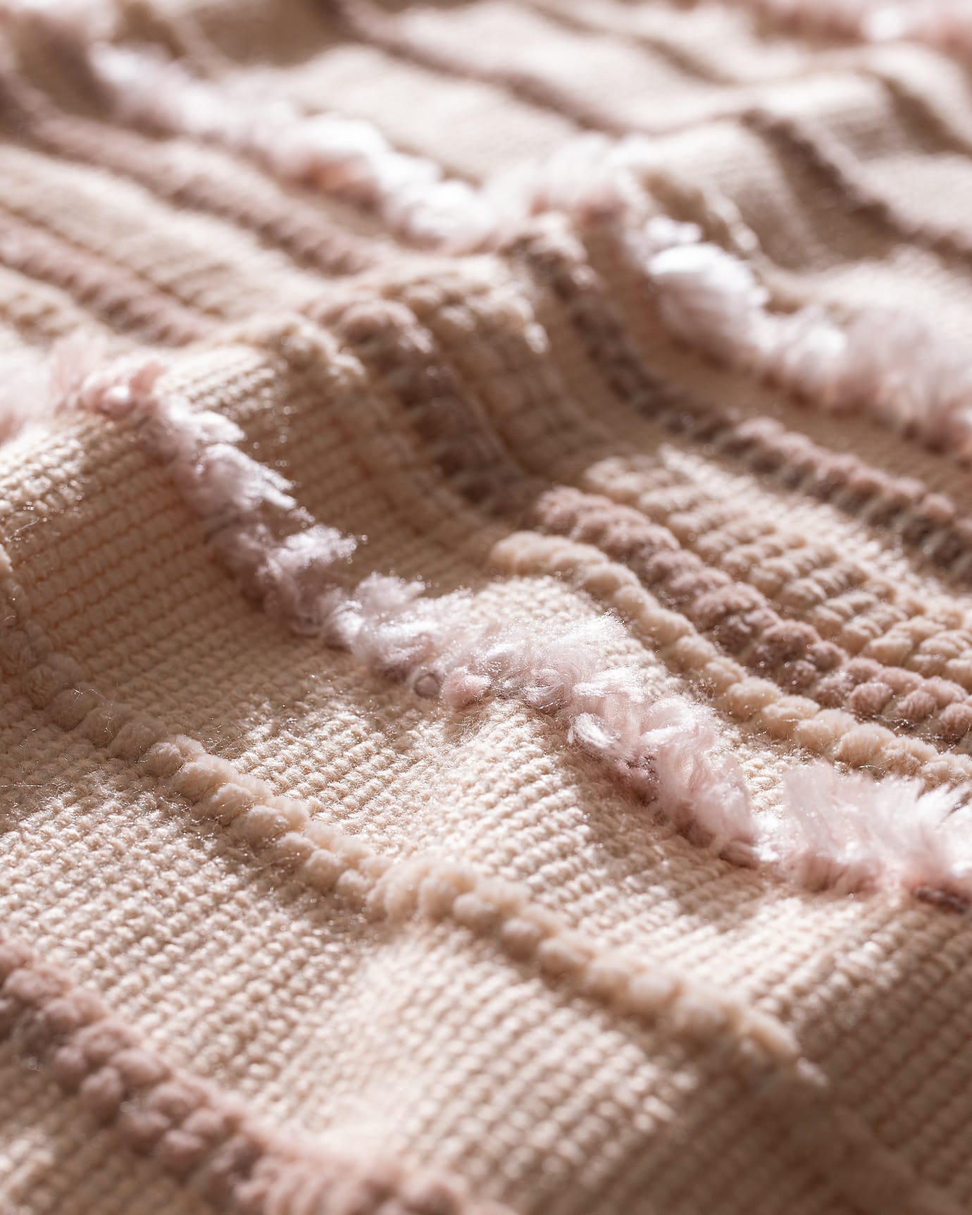 Acrylic-Polyester Double Bedspread - Montjalin Blush Hue