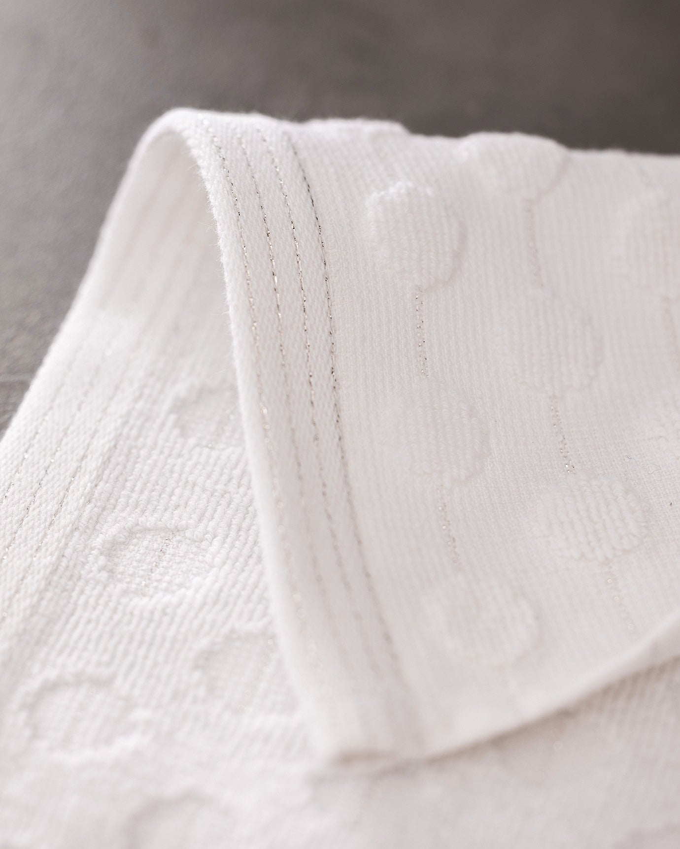 Luxury 100% Cotton 2-Piece Hand Towel Set - Puanty Dotted