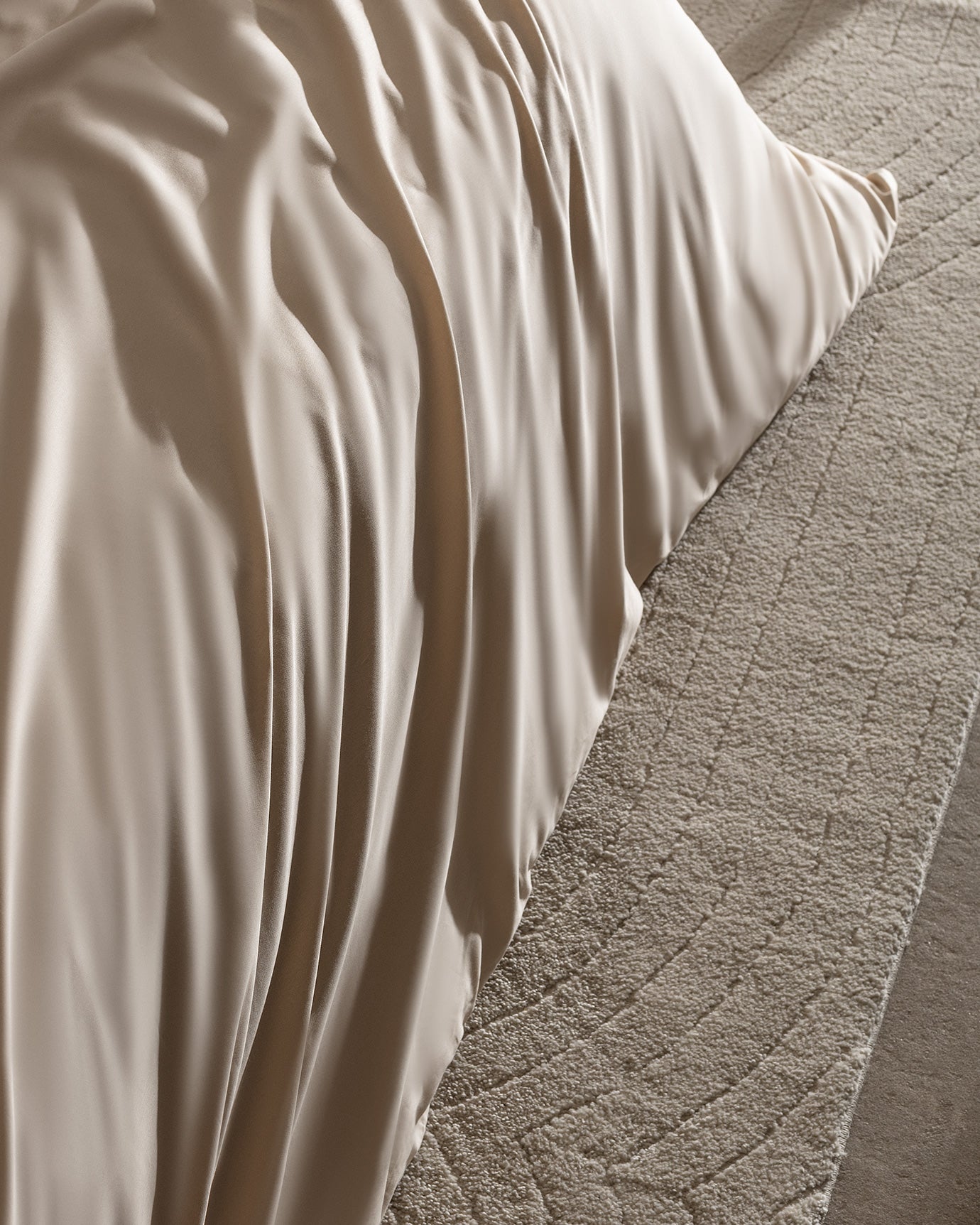 Soft 100% Cotton Sateen Double Bedding Set - Elegant Printed