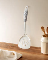 Serving Spatula - Kitchen Utensil for Easy Food Handling