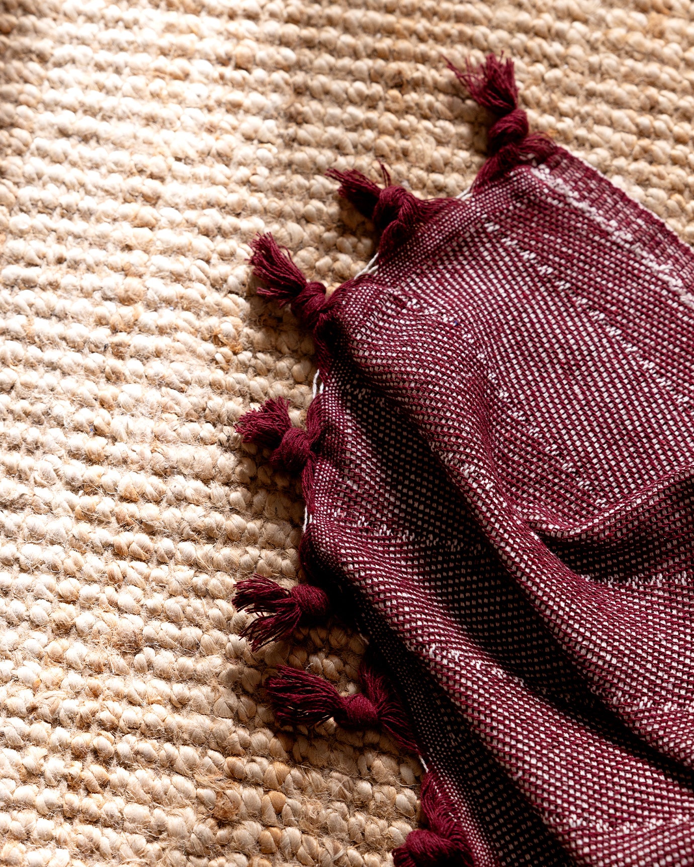 Burgundy Decorative Sofa Throw Blanket - Soft & Cozy