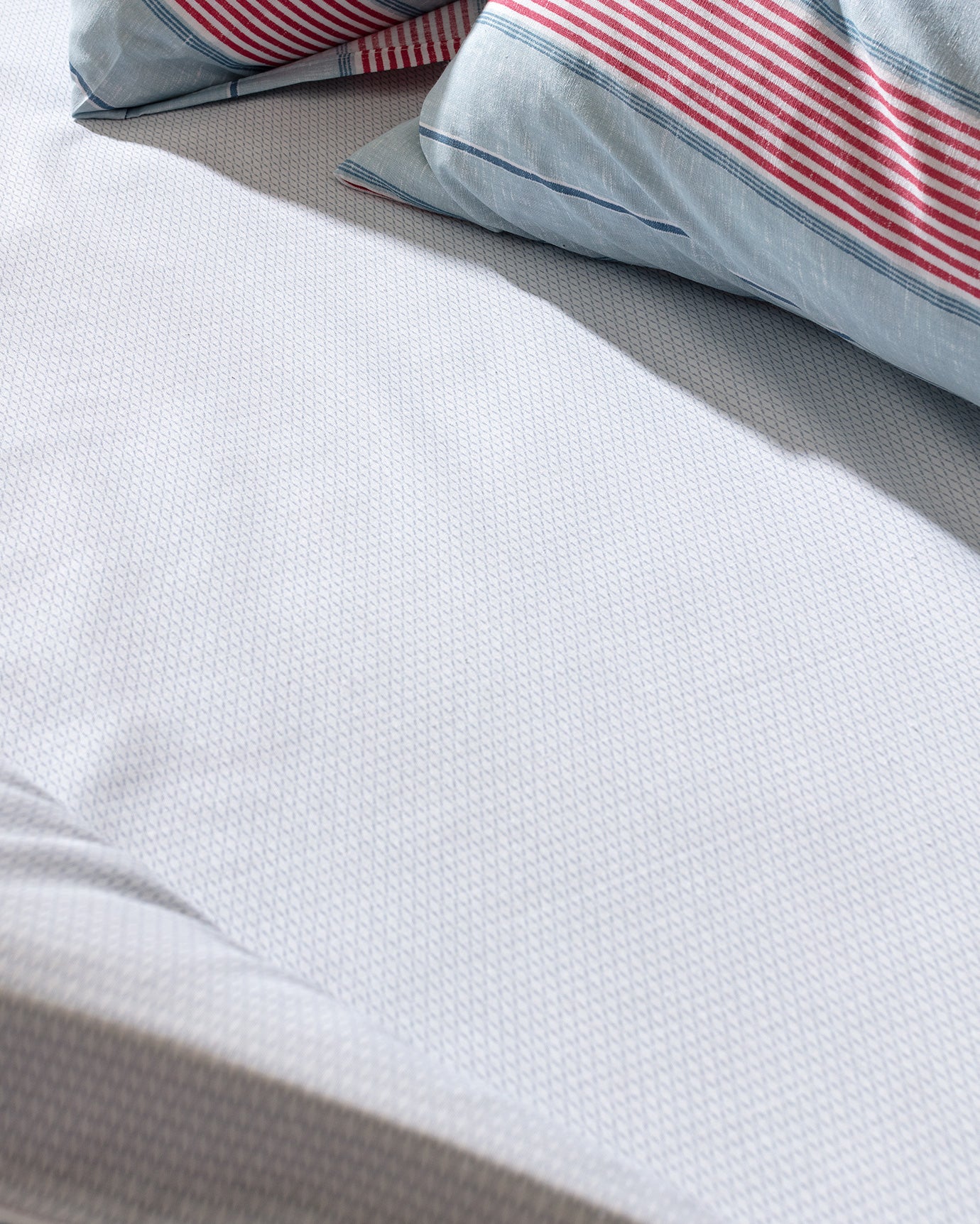 Cotton Blend Double Duvet Cover Set - Vibrant Printed Design