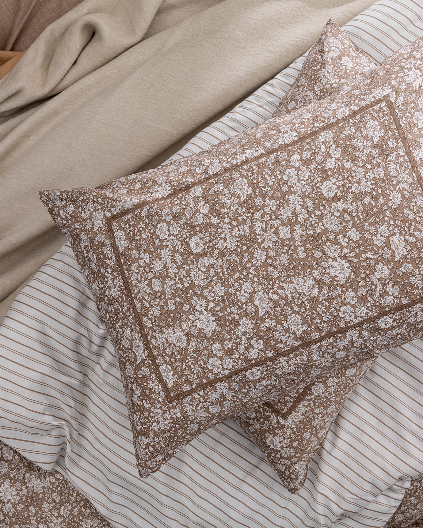 100% Cotton King Size Bedding Set - Ranforce Print