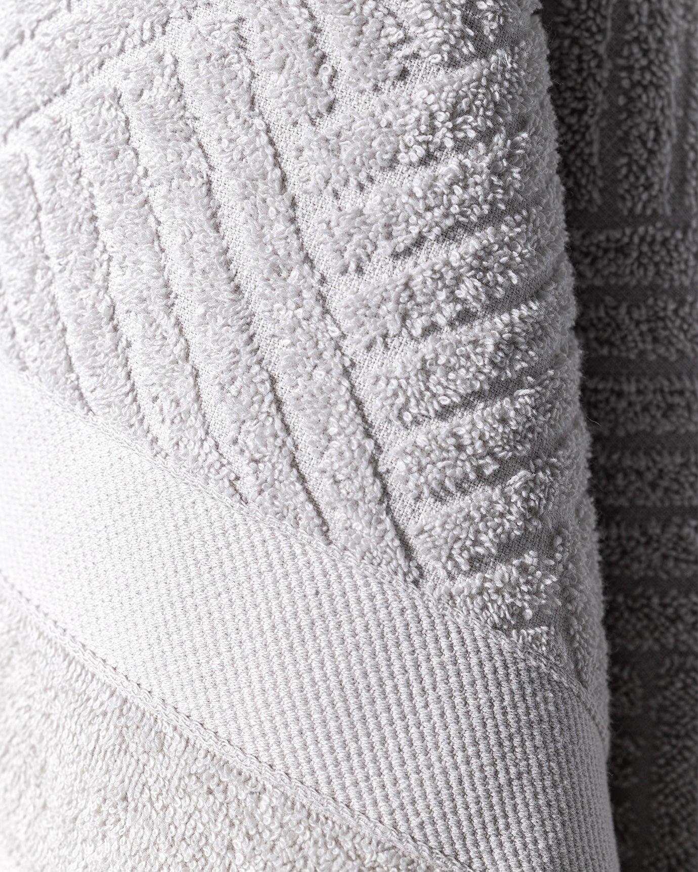 Etienne 100% Cotton Bath Towel - Ultra Soft & Absorbent Luxury