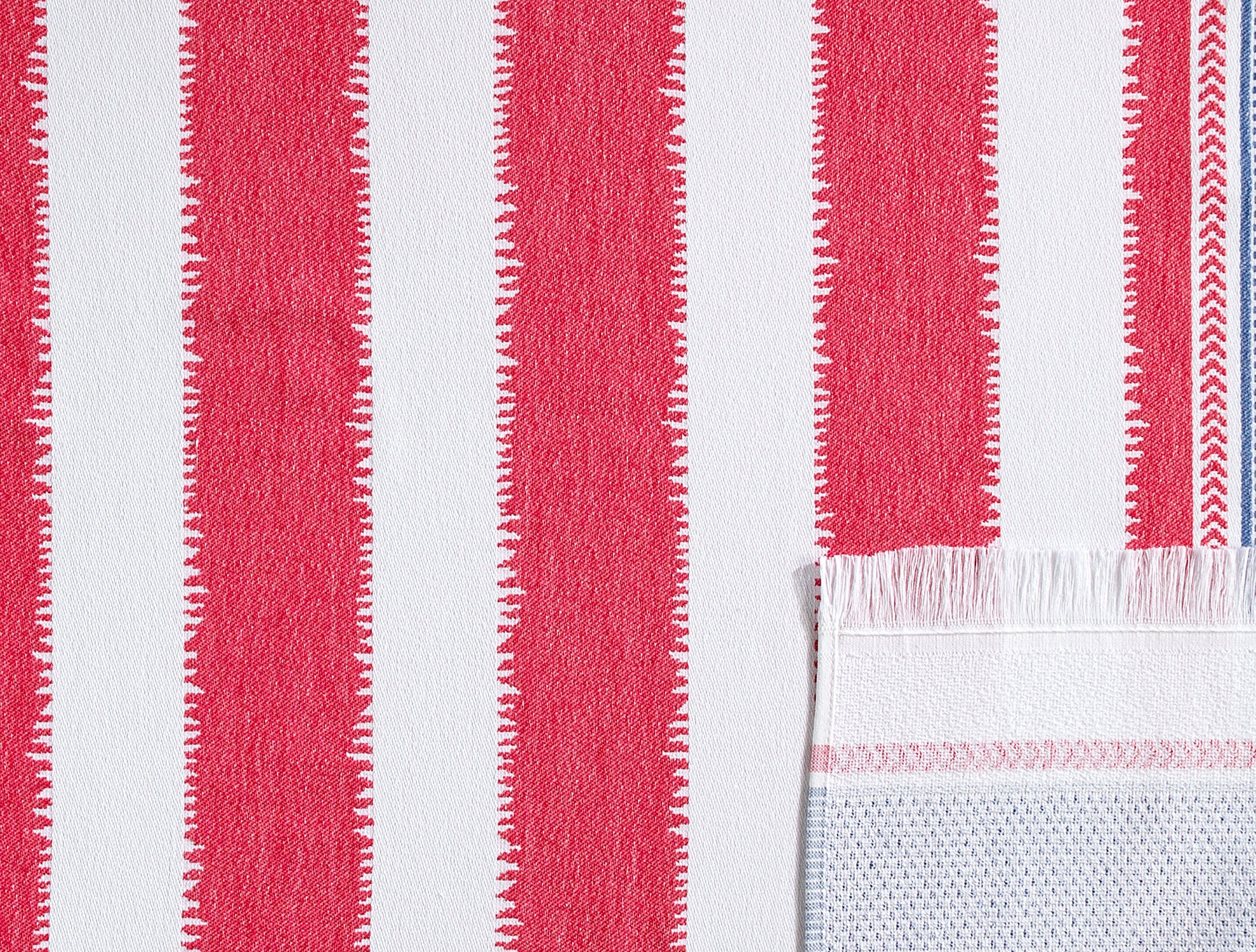 Chandler Oversized Beach Towel - Quick Dry Pool & Travel Towel