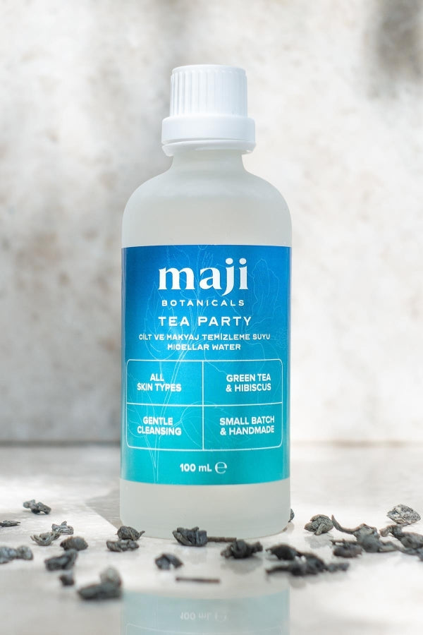 Micellar Cleansing Water - Brightening & Purifying with Niacinamide