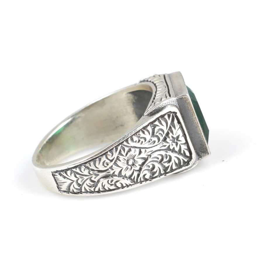 925 Sterling Silver Square Synthetic Emerald Gemstone Ring