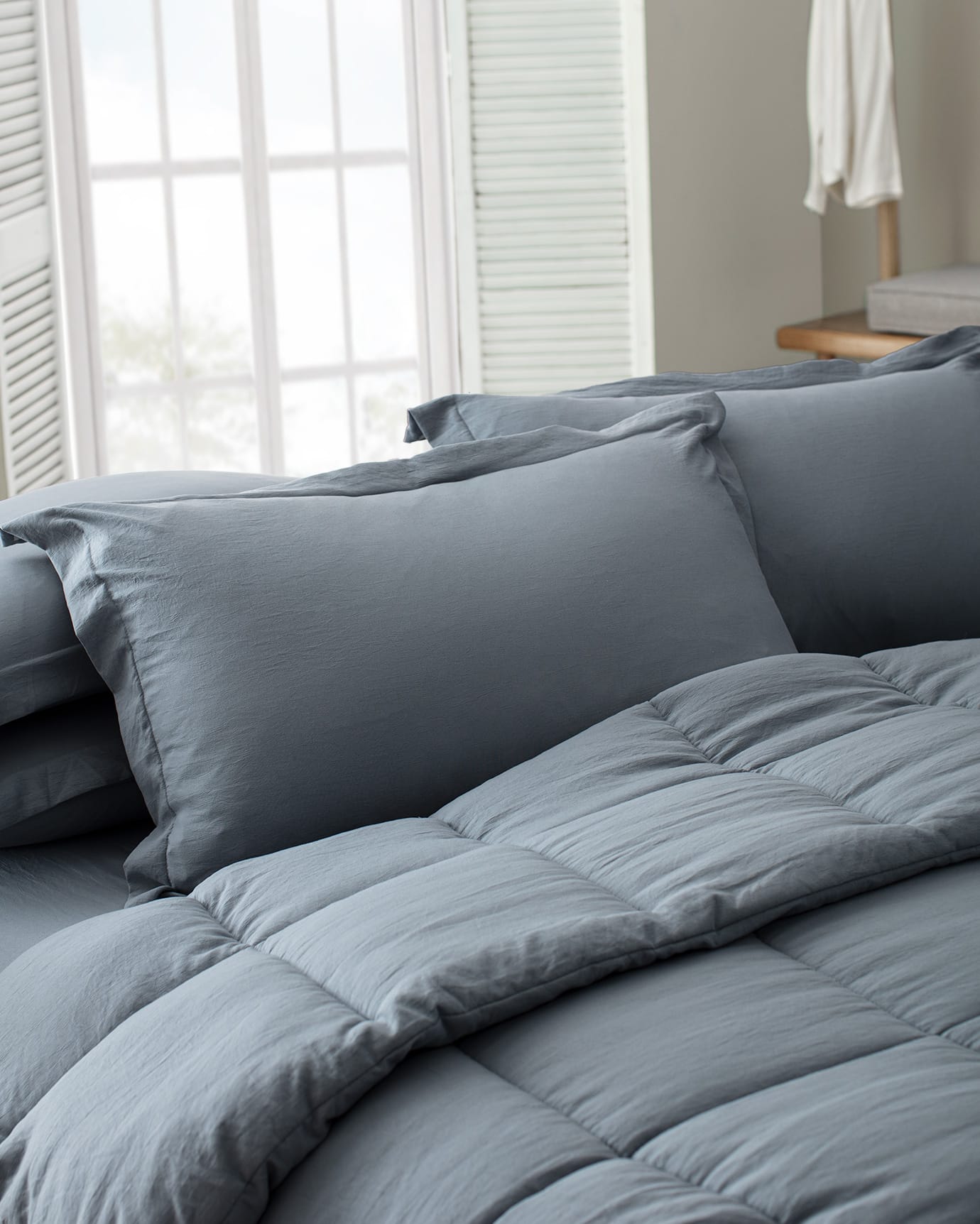 100% Polyester Single Bedding Set - Modern Comfort