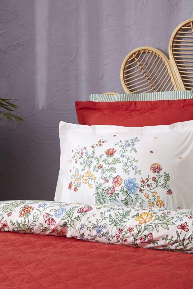Lalin Double Duvet Set - Green Floral Bedding Collection