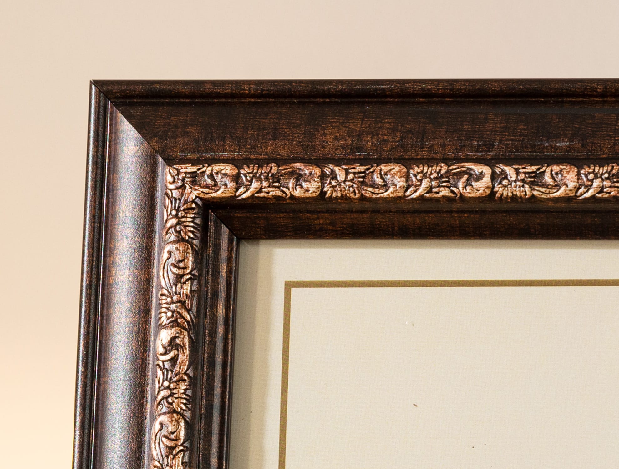 Sophisticated Plastic-Glass Photo Frame - Elegant Cera Collection