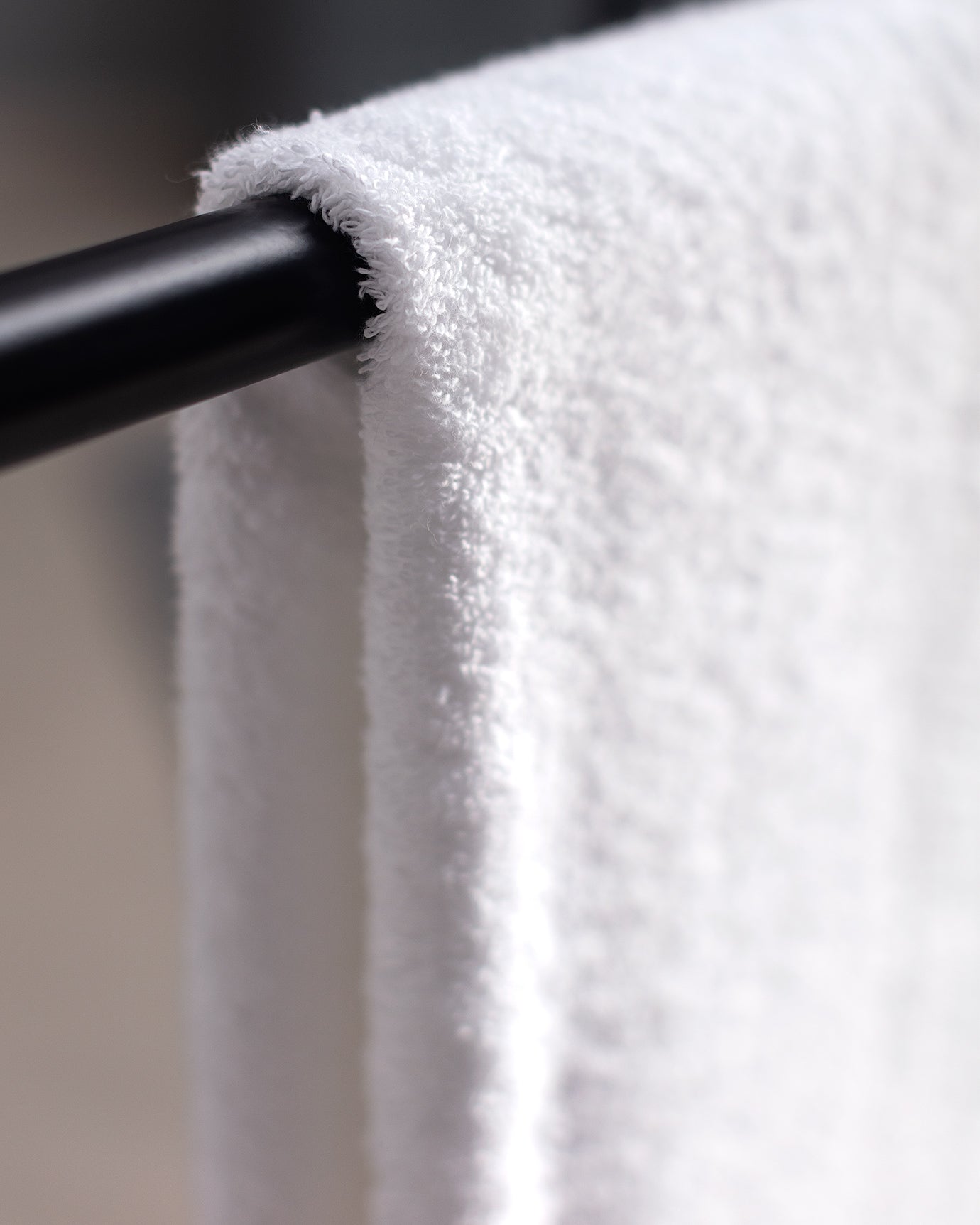 100% Cotton Dobby Weave Bath Towel - Hotel Quality Softness
