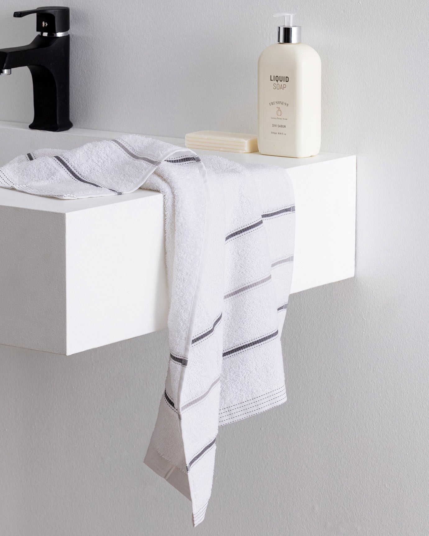 Cotton Blend Face Towel - Bourrache Pattern, White & Grey