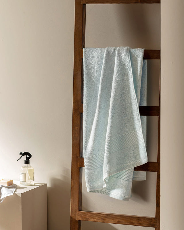 Clarette Collection Soft Absorbent Bath Towel