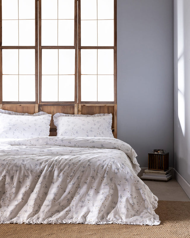 100% Cotton Double Duvet Cover Set - Elegant Ruffled Design