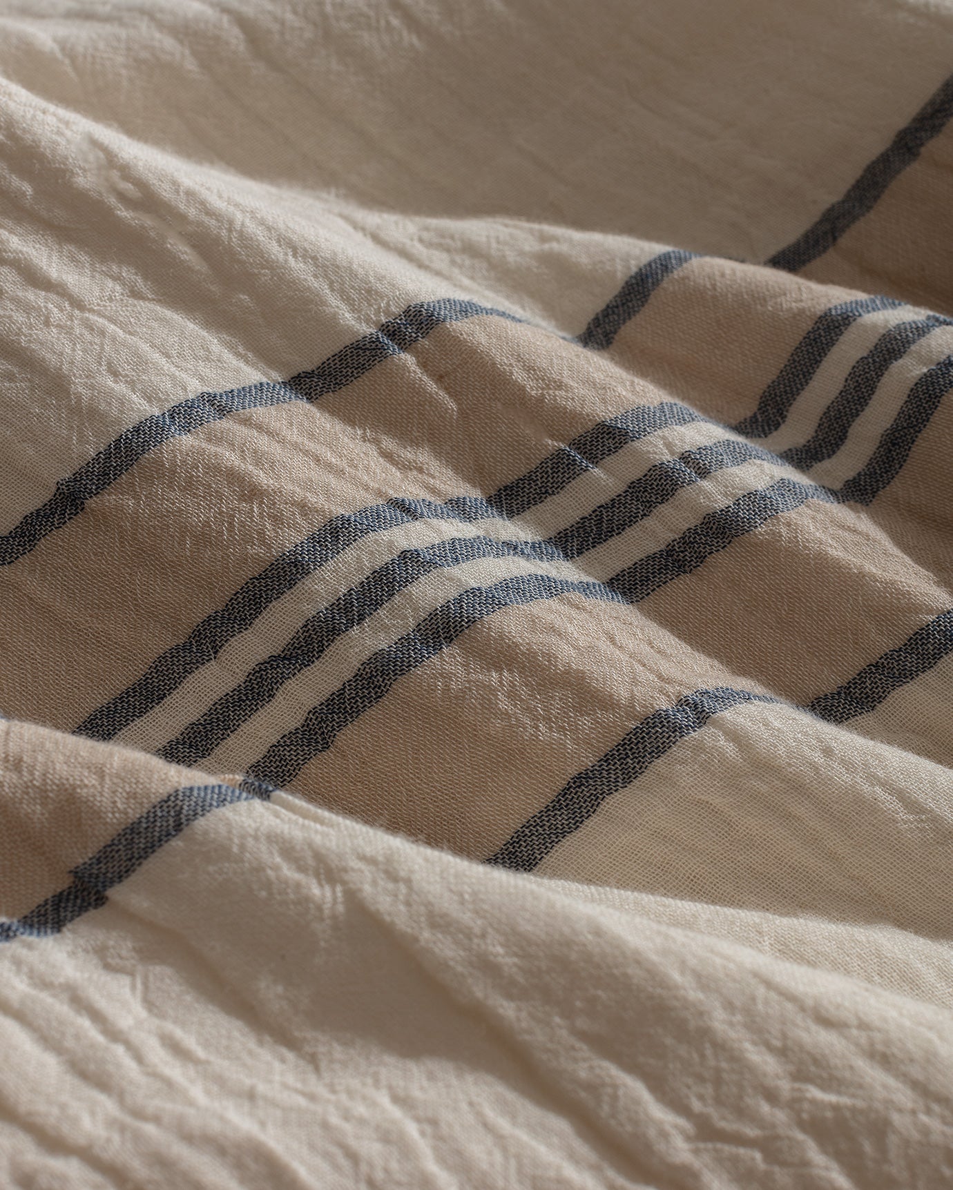 100% Cotton Muslin King Size Duvet Cover Set - Yarn-Dyed Beige/Navy