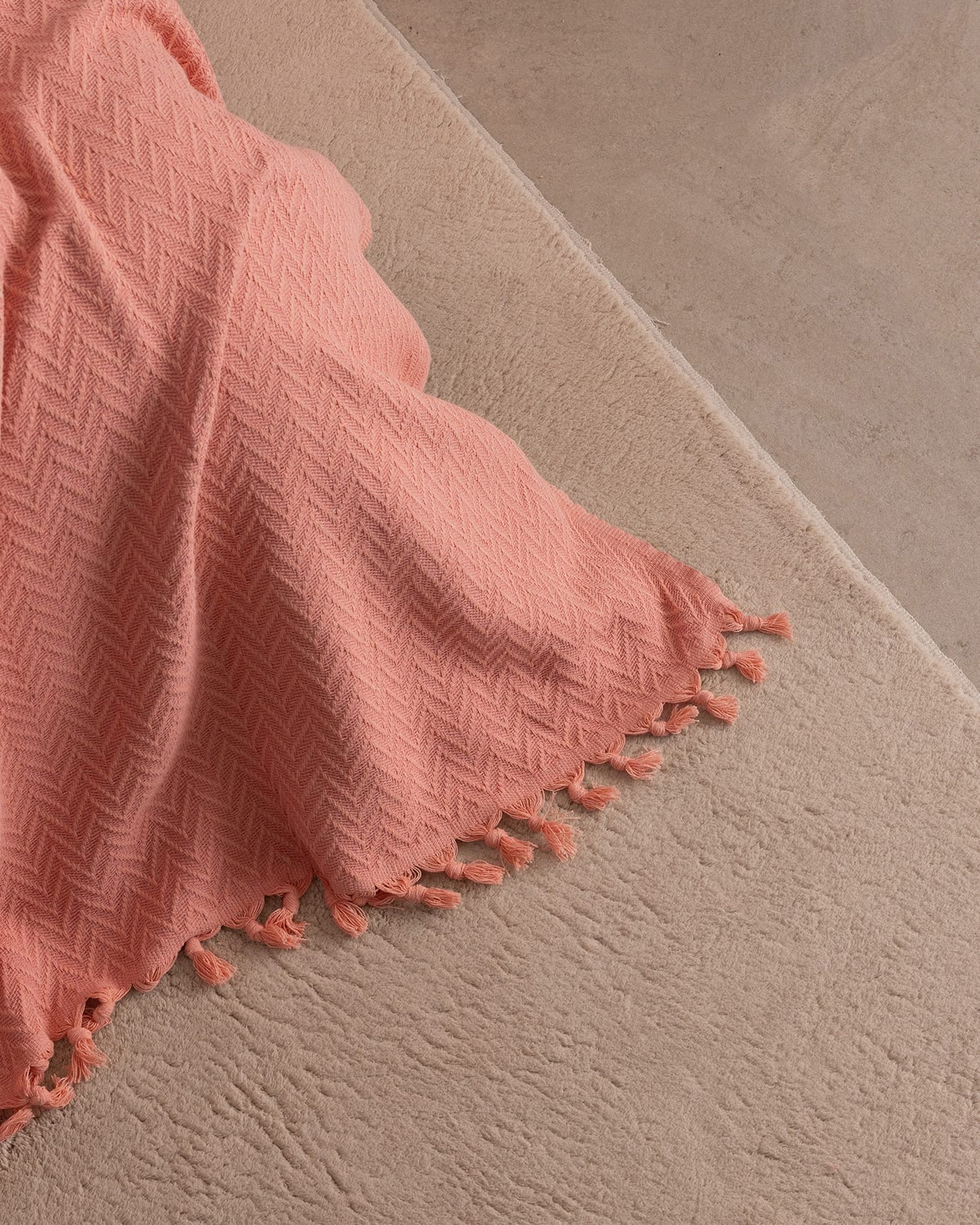 Elegant Powder Pink Twin Bedspread