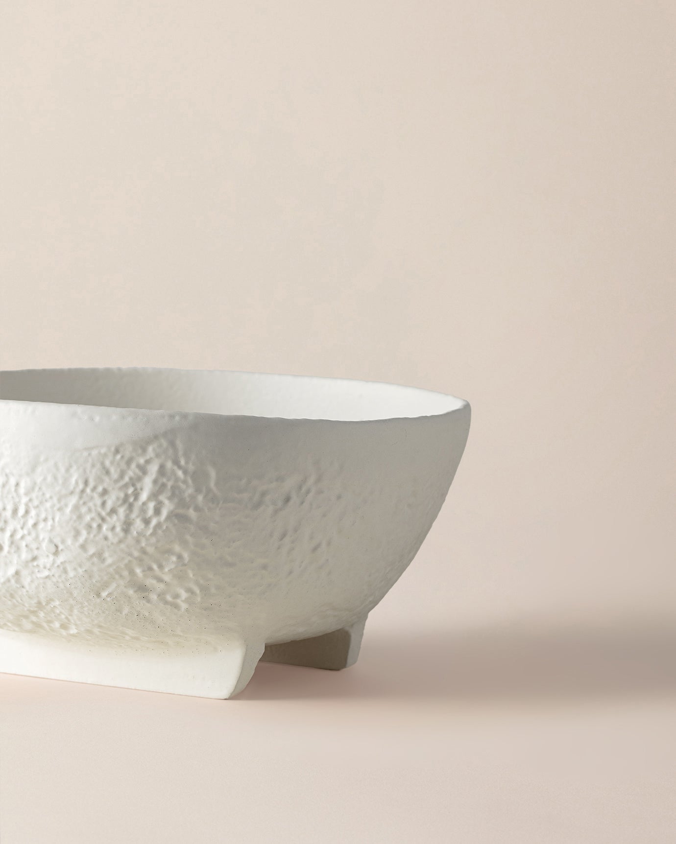 Durable Aluminum Serving Bowl - Clean White Minimalist Style