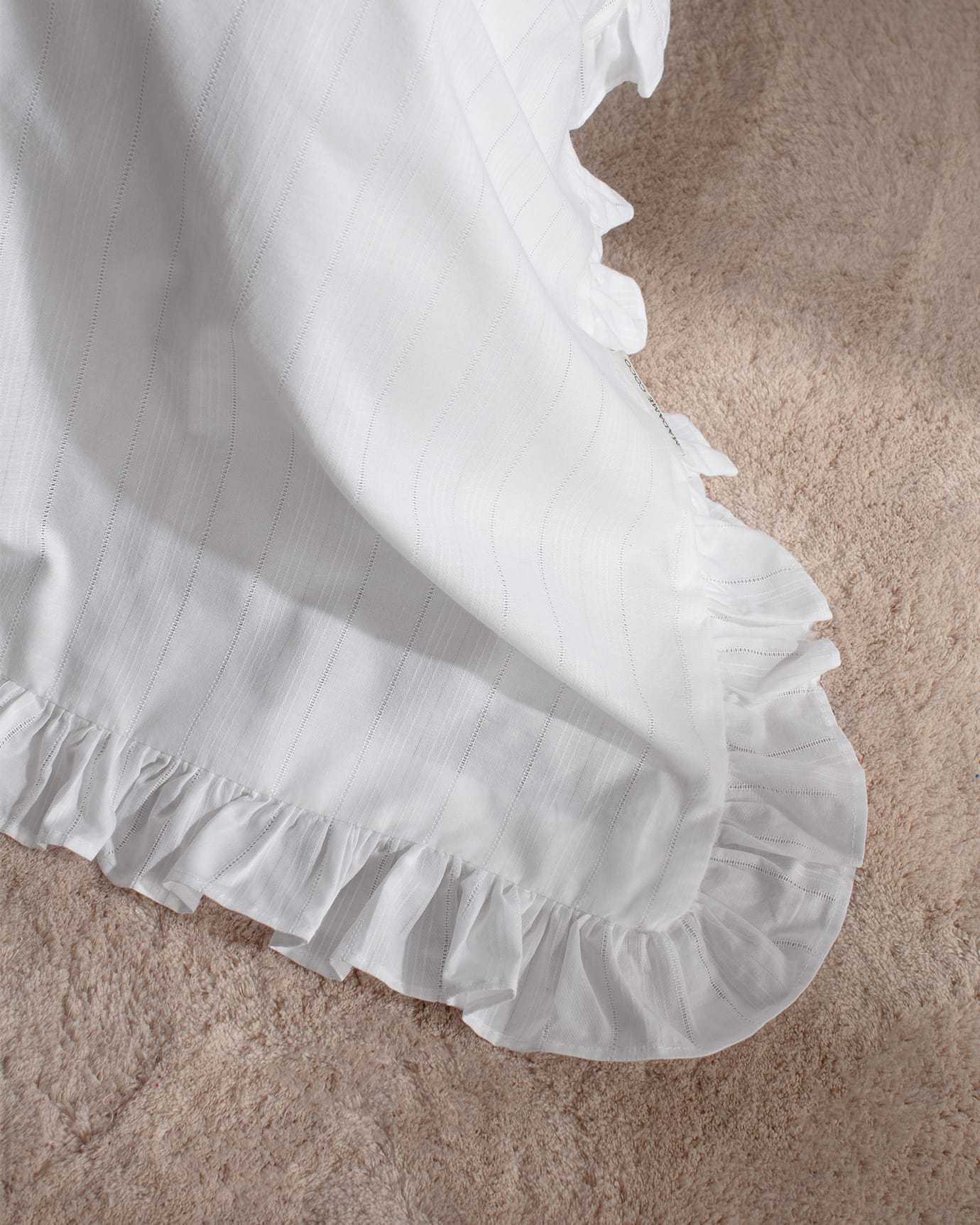 100% Cotton King Size Duvet Cover Set - Elegant Ruffled Design