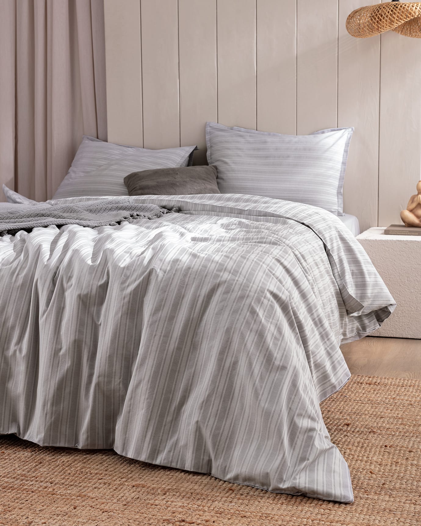 Cotton Blend Sateen Single Duvet Set - Modern Striped Design