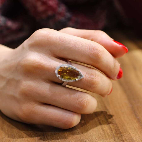 925 Sterling Silver Teardrop Zultanite & Zircon Ring - Antourage Design